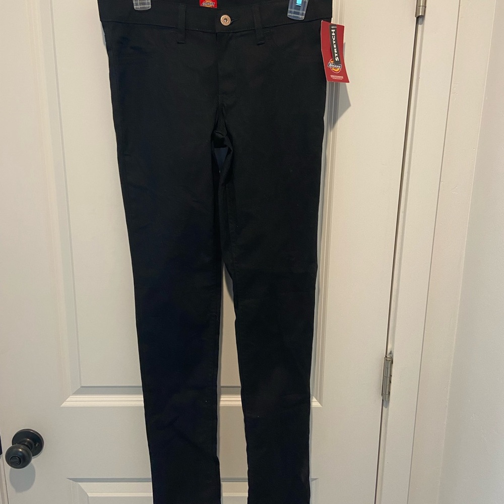 NWT Dickies Junior’s size 7 Black Super Skinny Stretchy Pants